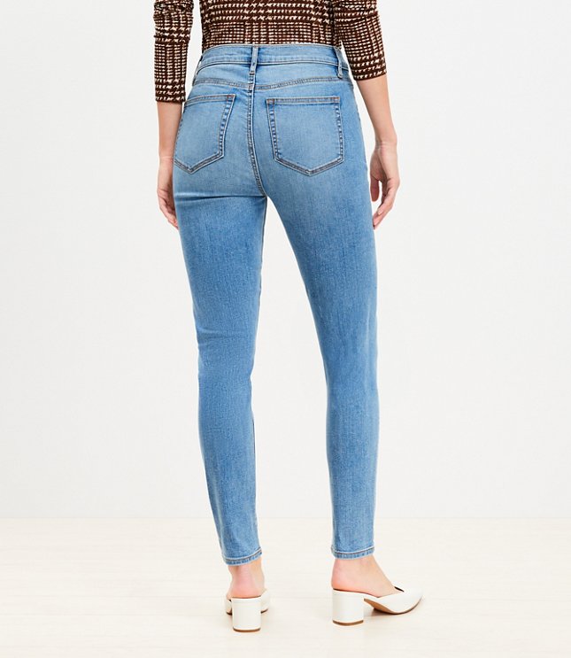 Petite Curvy Seamed High Rise Skinny Jeans in Light Mid Indigo Wash