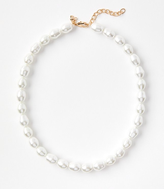 Pearlized Chunky Statement Necklace