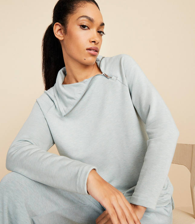 Lou & Grey Heathered Signaturesoft Zip Neck Sweatshirt