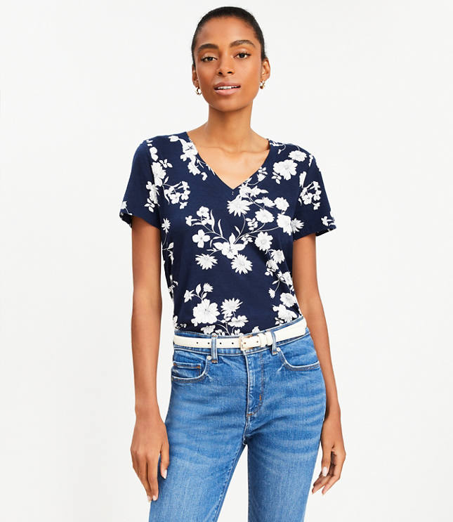 Petite Floral Everyday V-Neck Tee