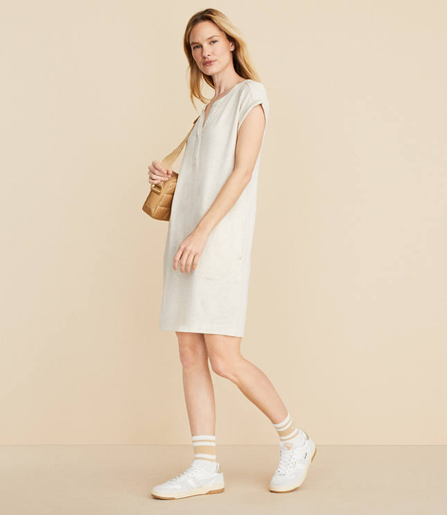 Lou & Grey Signaturesoft Split Neck Pocket Dress