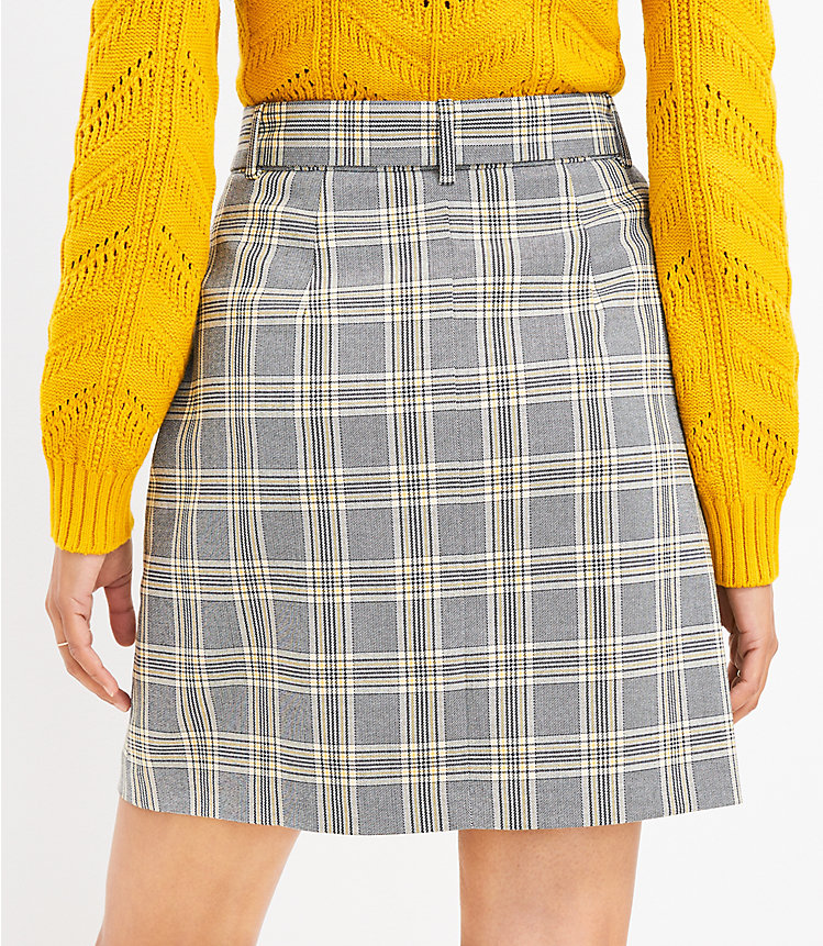 Plaid Belted Patch Pocket Skirt image number 2