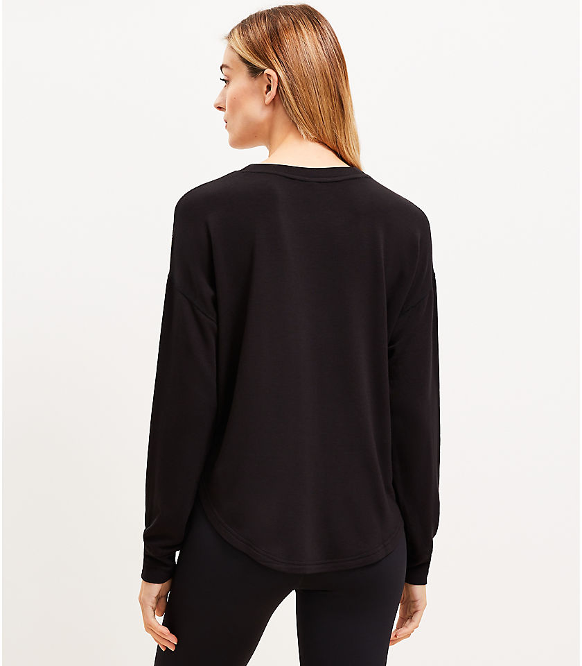 Lou & Grey Signaturesoft Shirttail Sweatshirt