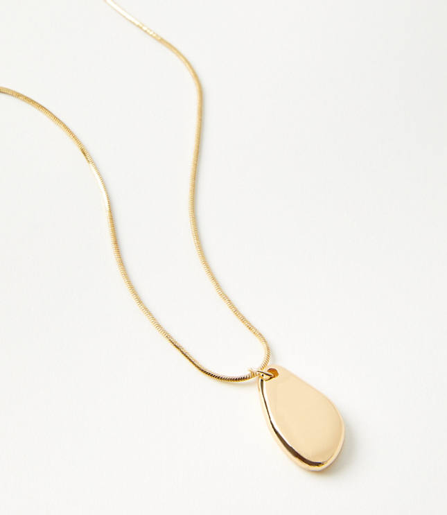 Bean Pendant Necklace