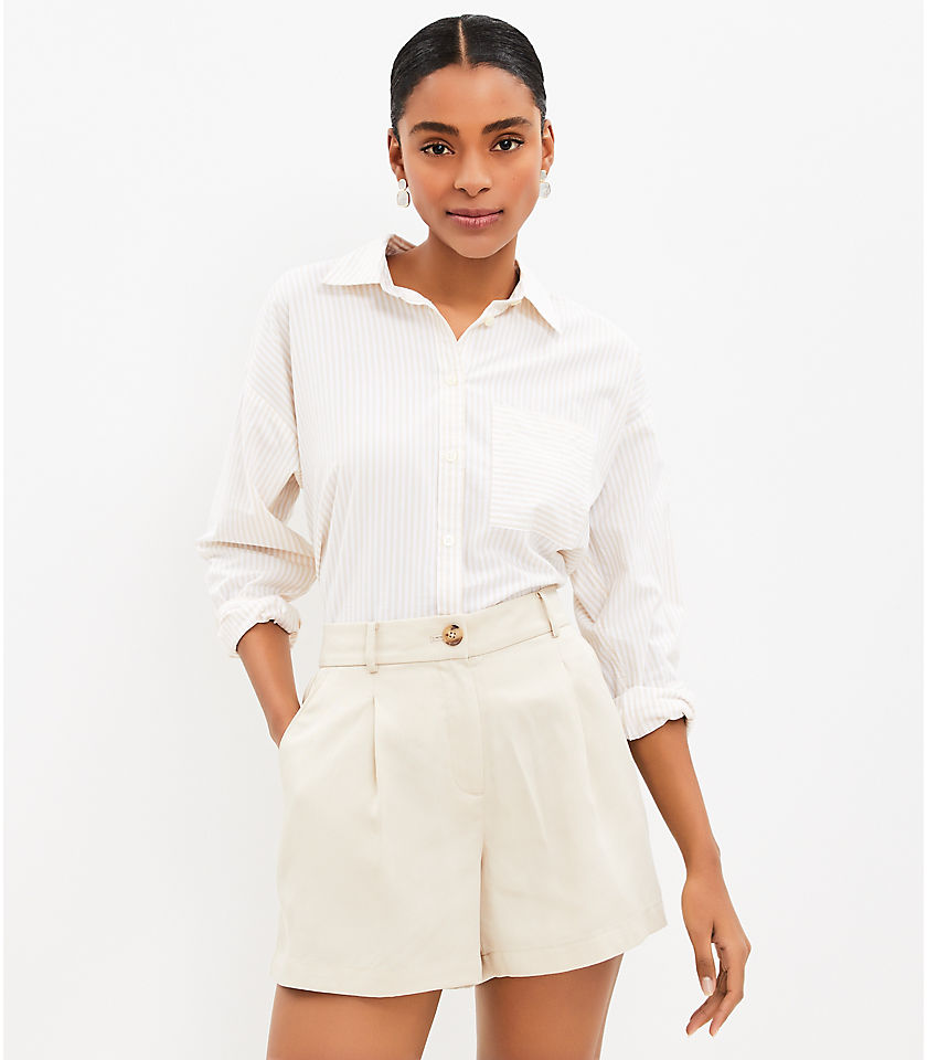 Pleated Shorts in Emory