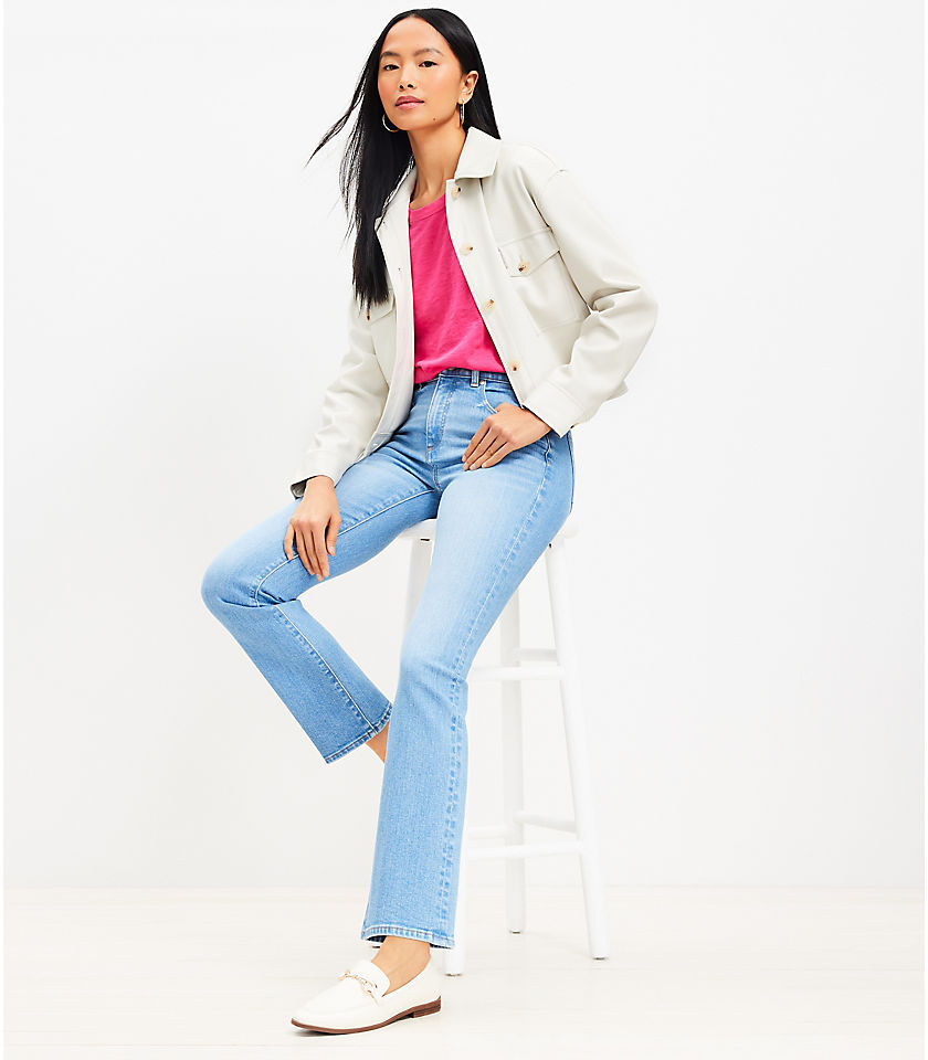 Mid Rise Boot Jeans in Light Wash