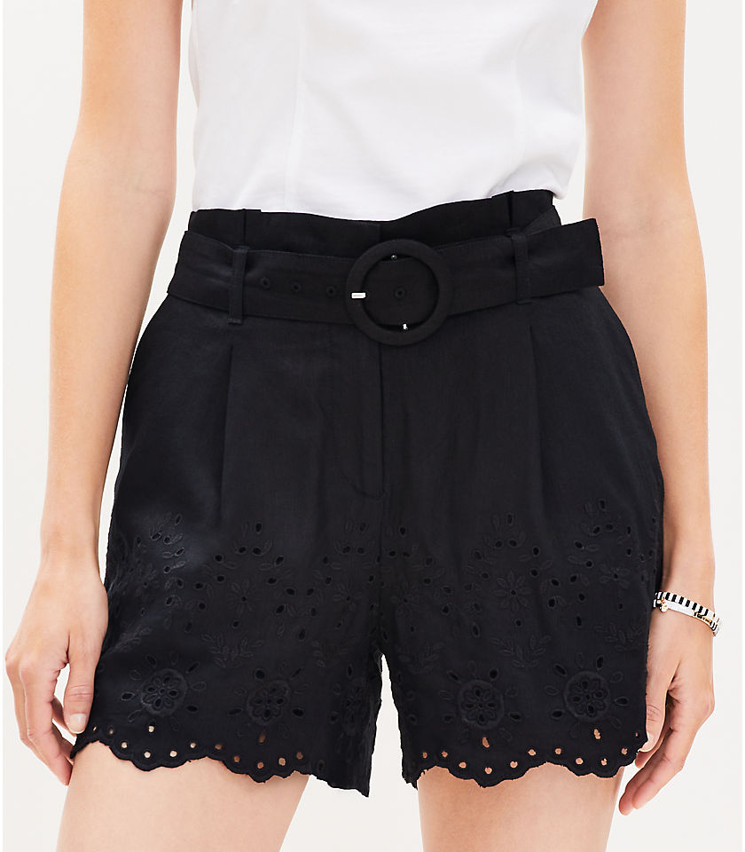 Petite Belted Pleated Shorts in Eyelet Linen Blend