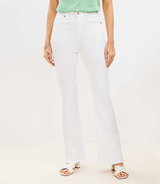 Petite Curvy Frayed High Rise Slim Flare Jeans in White