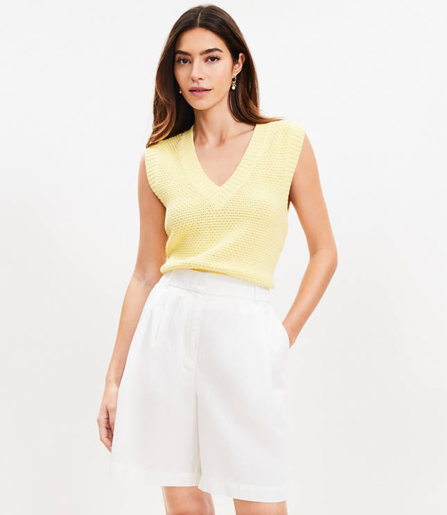 Petite Pleated Bermuda Shorts in Poplin - White