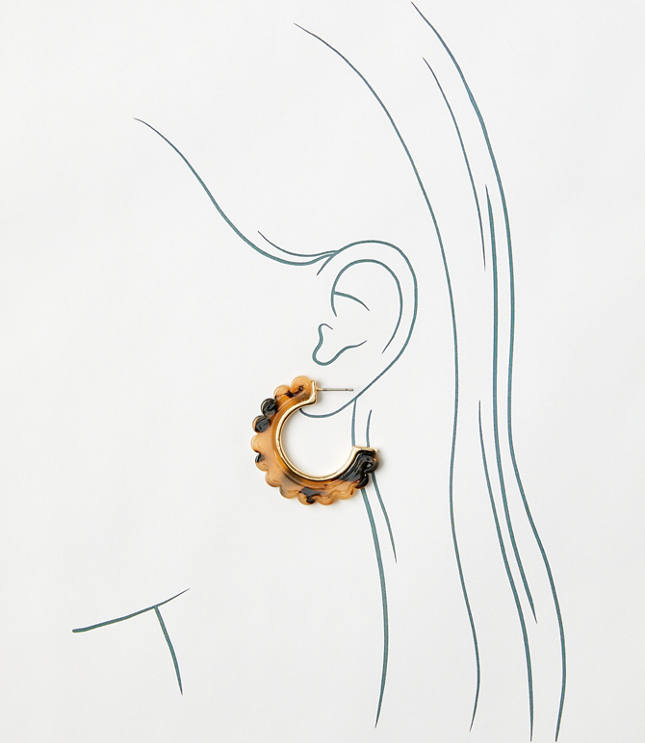 Tortoiseshell Print Scalloped Hoop Earrings