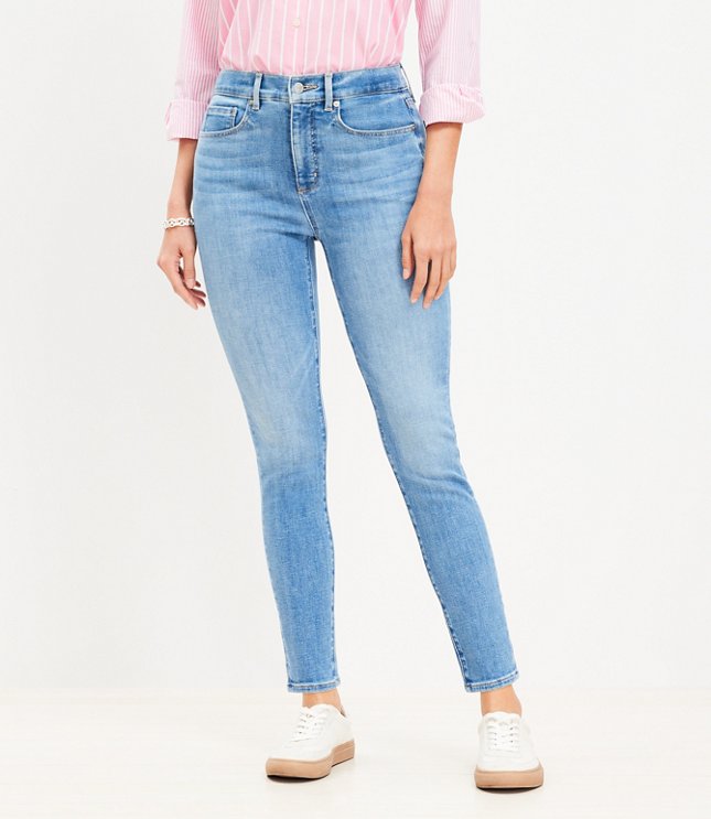 Curvy High Rise Skinny Jeans in Classic Mid Wash