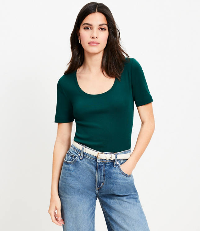 Ribbed Scoop Neck Tee