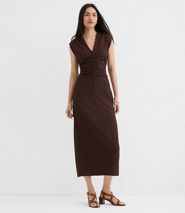 Petite Textured Ruched V-Neck Midi Dress