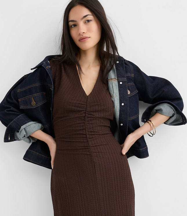 Petite Textured Ruched V-Neck Midi Dress