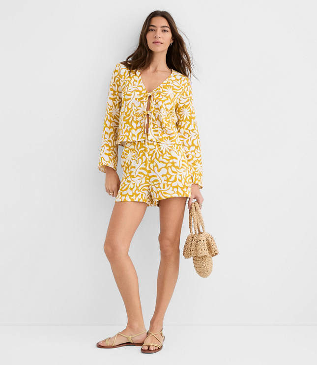 Petite LOFT Beach Palm Ruffle Gauze Shorts