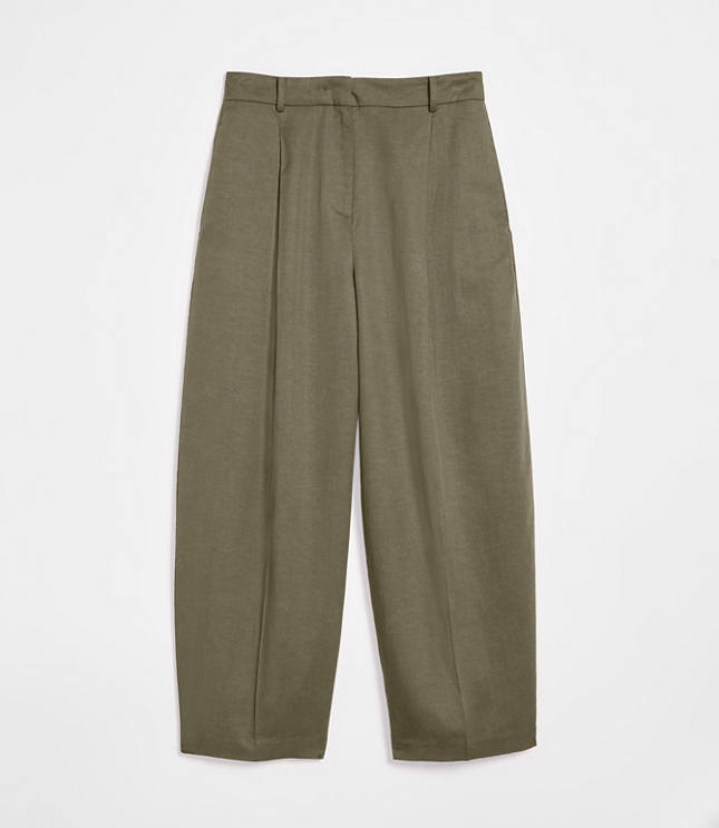 Petite LOFT Versa Pure Spun Pleated Barrel Pants