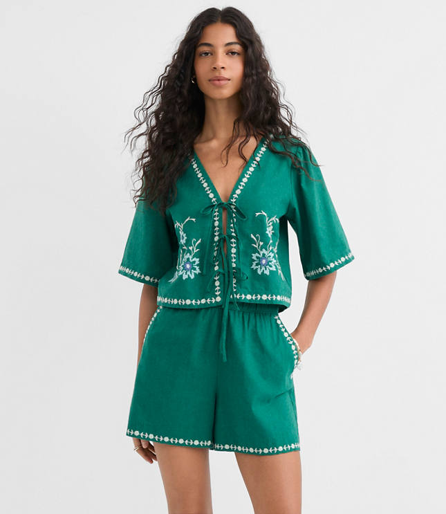 Petite Floral Embroidered Linen Cotton Shorts