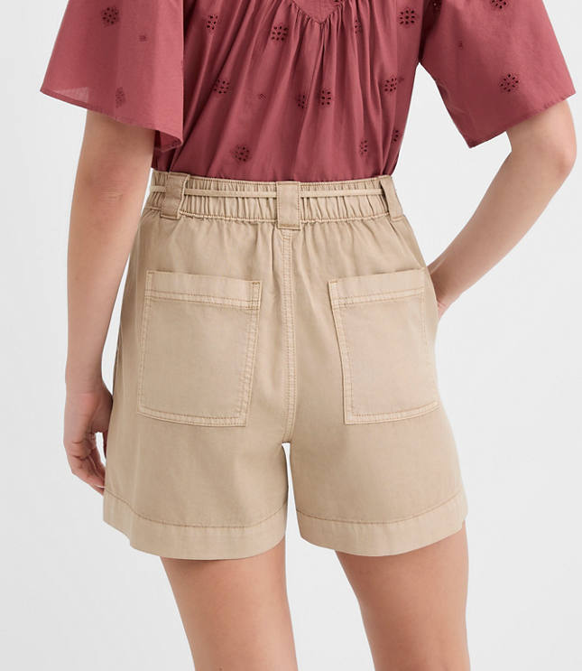 Petite Tie Waist Pleated Shorts