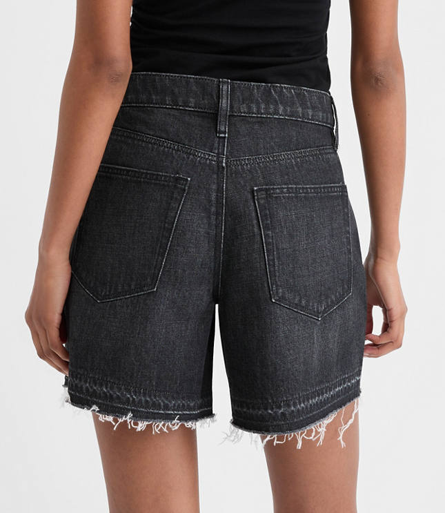 Rivete Unpicked Boyfriend Shorts Noir Wash