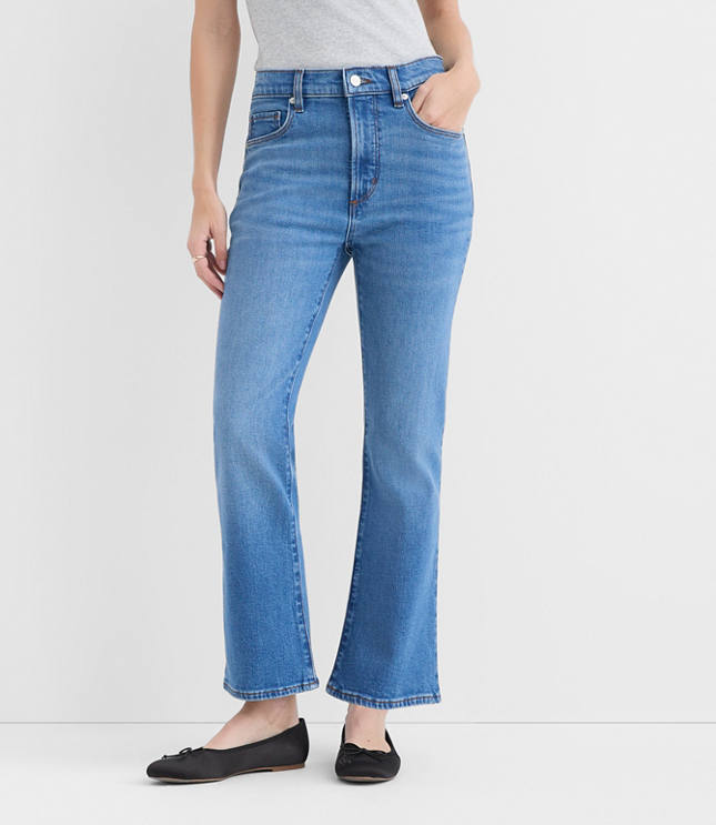 Rivete Short High Rise Kick Crop Jeans in Vintage Mid Wash