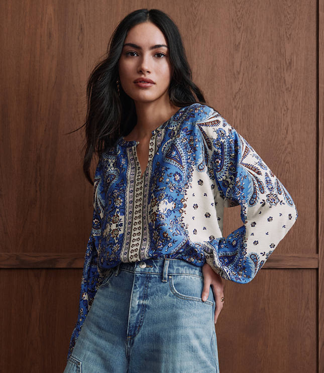 Bandana Print Split Neck Balloon Sleeve Blouse