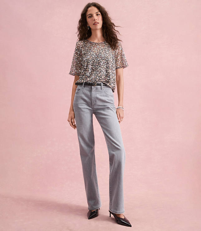 Mid Rise Relaxed Straight Jeans in Grey