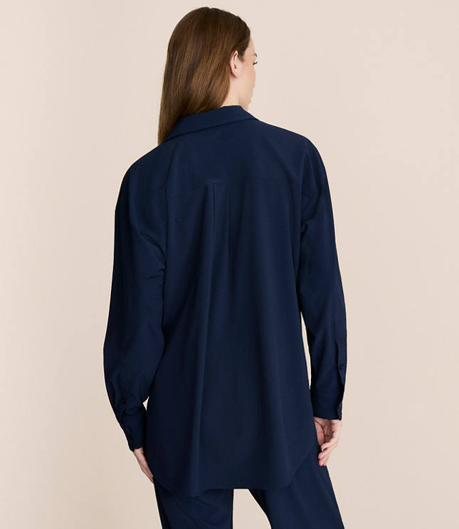 Lou & Grey Seersucker Wanderweave Oversized Pocket Shirt