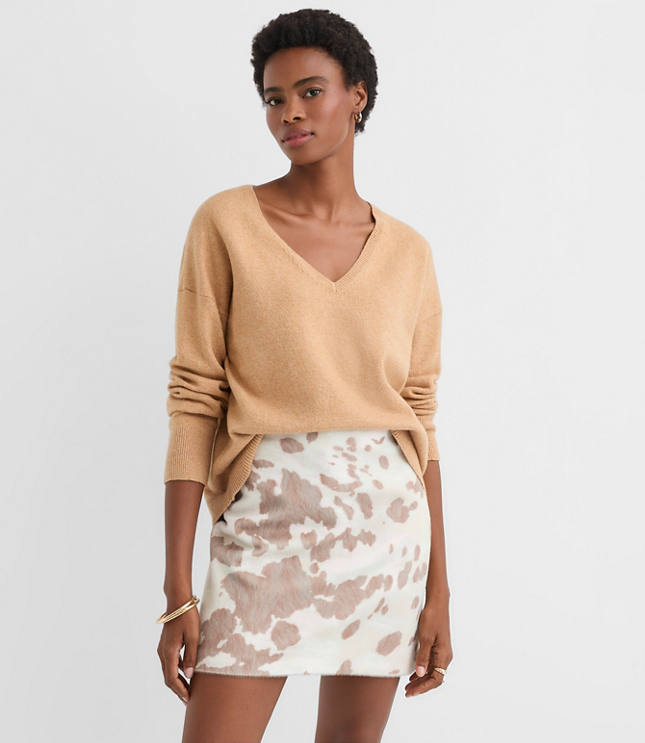 Petite V-Neck Relaxed Everyday Sweater