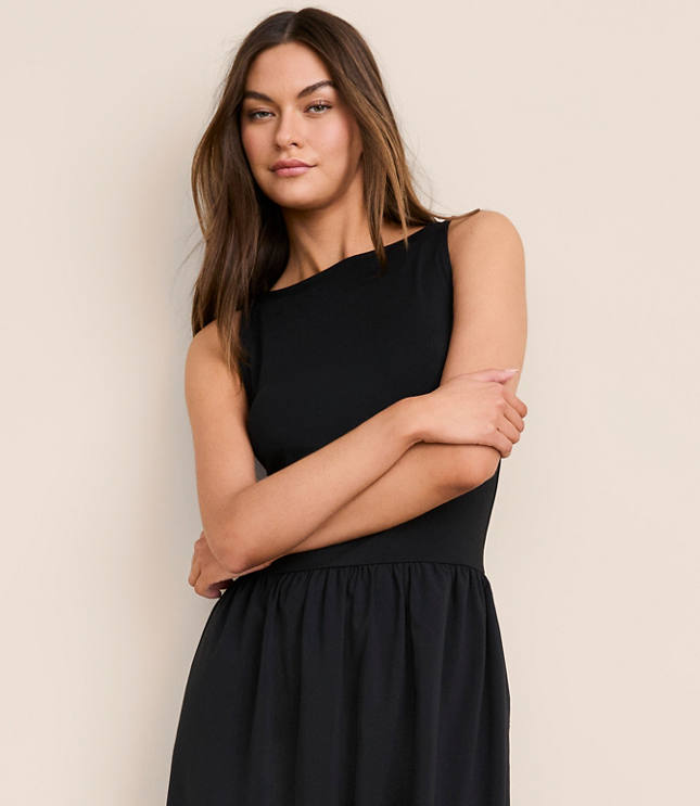 Lou & Grey Wanderweave Mixed Media Maxi Pocket Dress