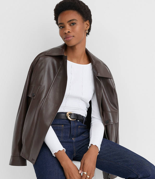 Ruffle Trimmed Ribbed Tee