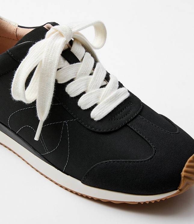 Lou & Grey Everyday Sneakers