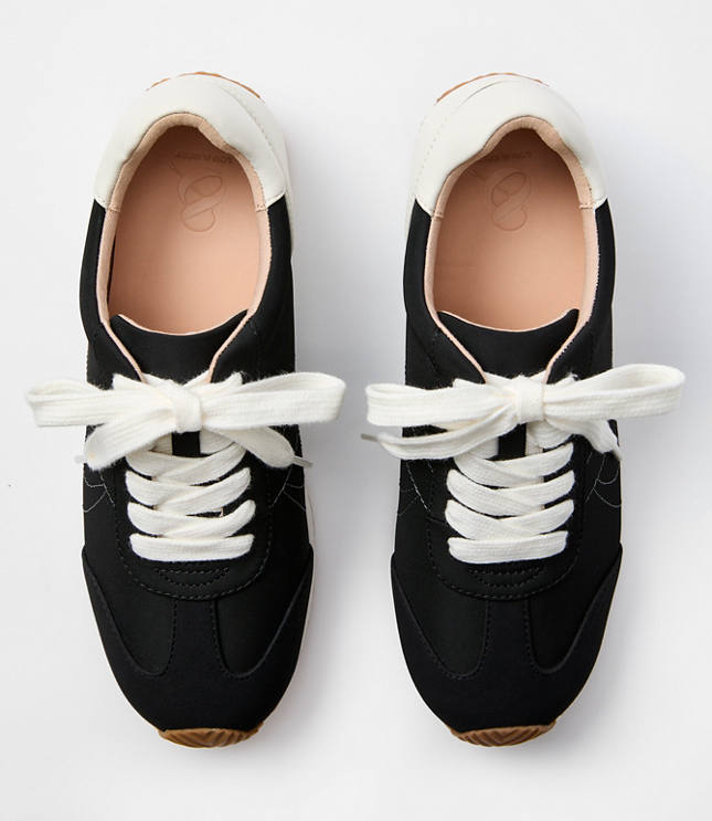 Lou & Grey Everyday Sneakers