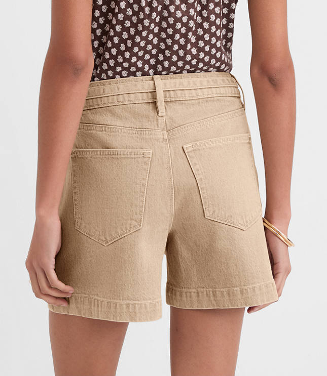 Curvy Belted Denim Utility Shorts in Washed Neutral