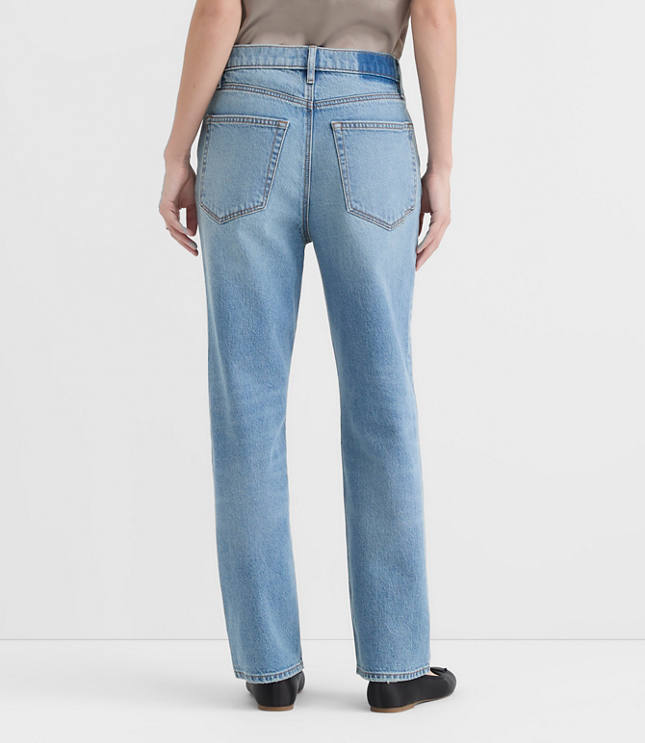 Rivete Petite Curvy High Rise Straight Jeans Aura Wash