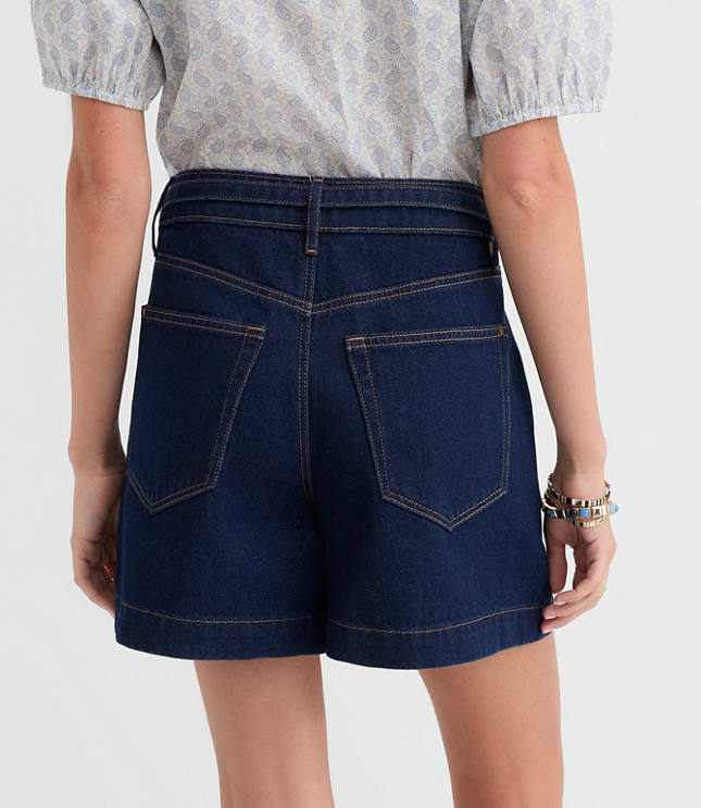 Petite Curvy Belted Denim Utility Shorts in Classic Rinse Wash