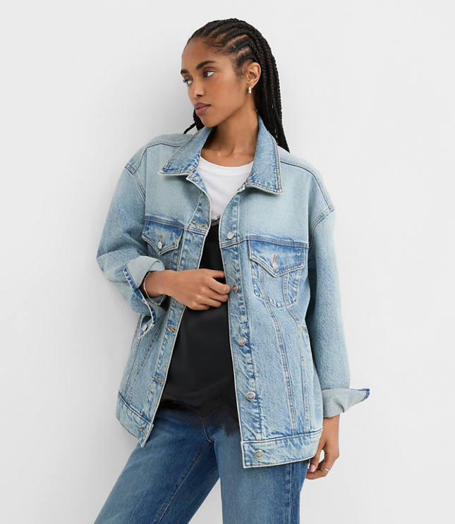 Oversized Denim Trucker Jacket in Vintage Light Indigo Wash