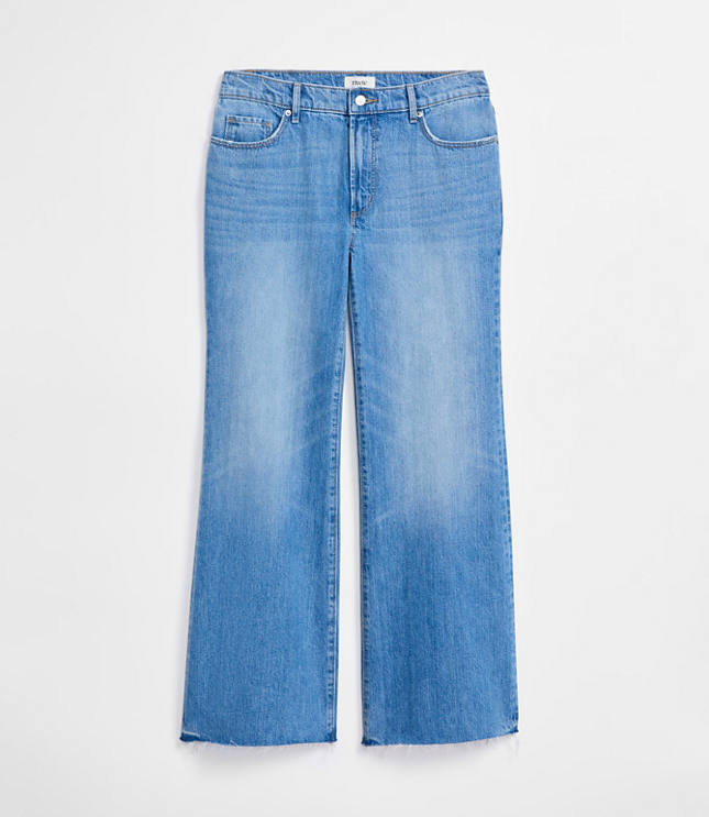 Rivete Petite Curvy Fresh Cut Mid Rise Loose Flare Jeans in Light Wash