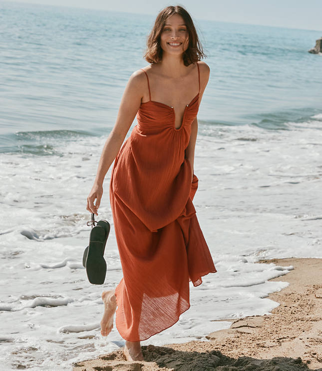 Petite LOFT Beach Hook Keyhole Maxi Dress