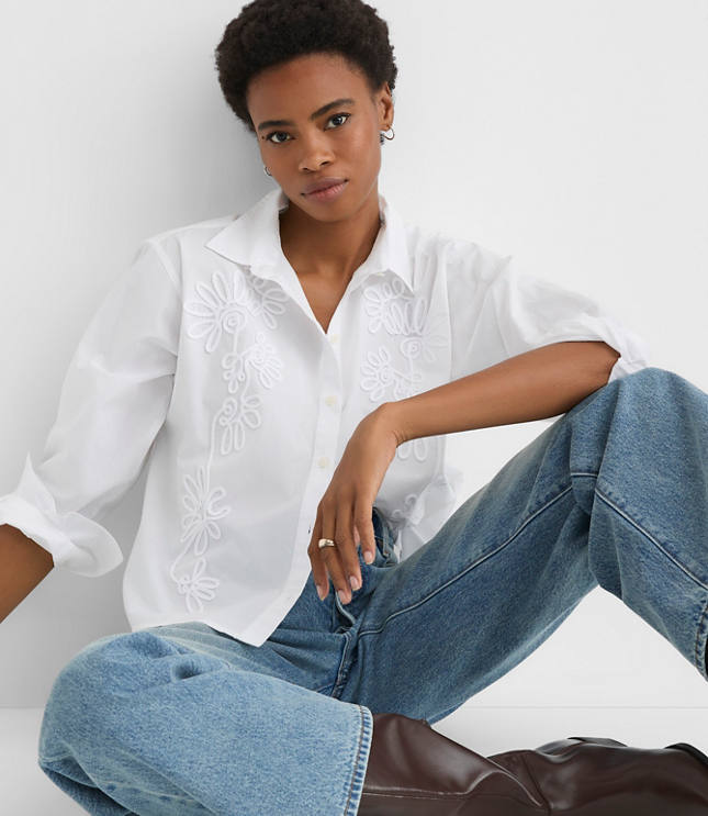 Petite Floral Embroidered Poplin Everyday Abbreviated Shirt