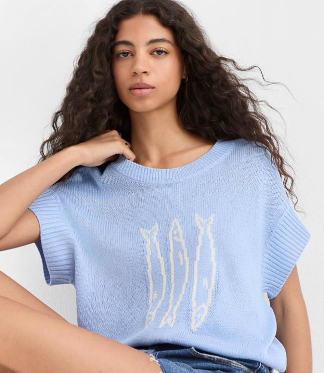 Fish Wedge Sweater carousel Product Image 2