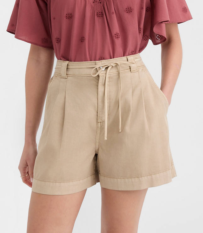 Tie Waist Pleated Shorts