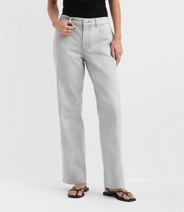 Rivete Petite Mid Rise Relaxed Straight Jeans in Smokey Wash carousel Product Image 2