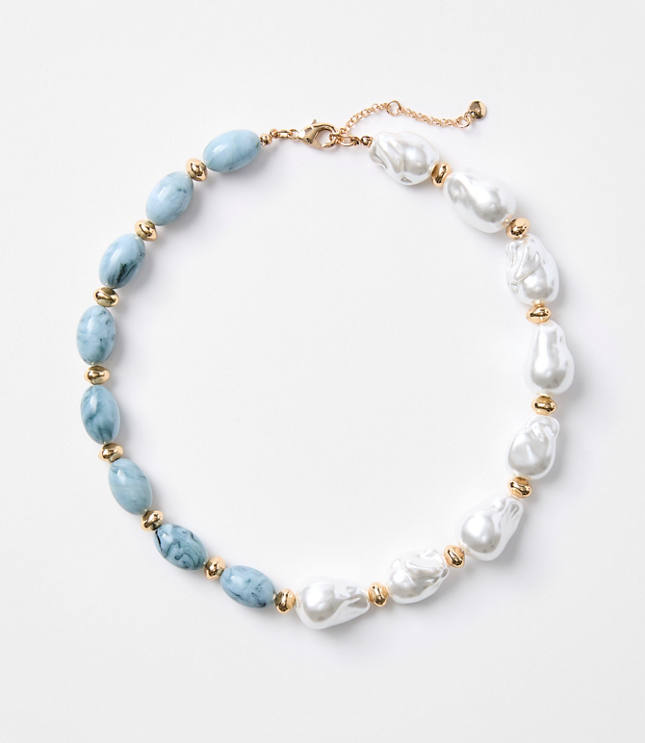 Pearlized Chunky Statement Necklace