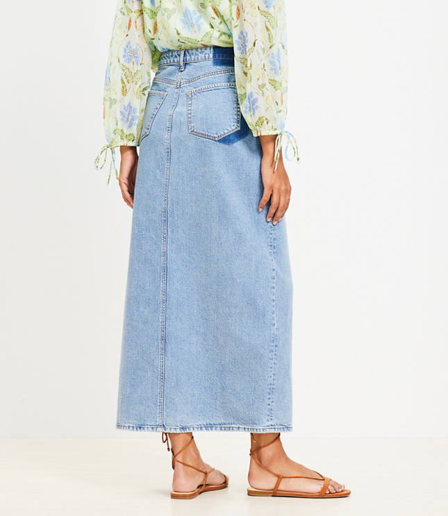Denim Maxi Skirt in Light Vintage Wash