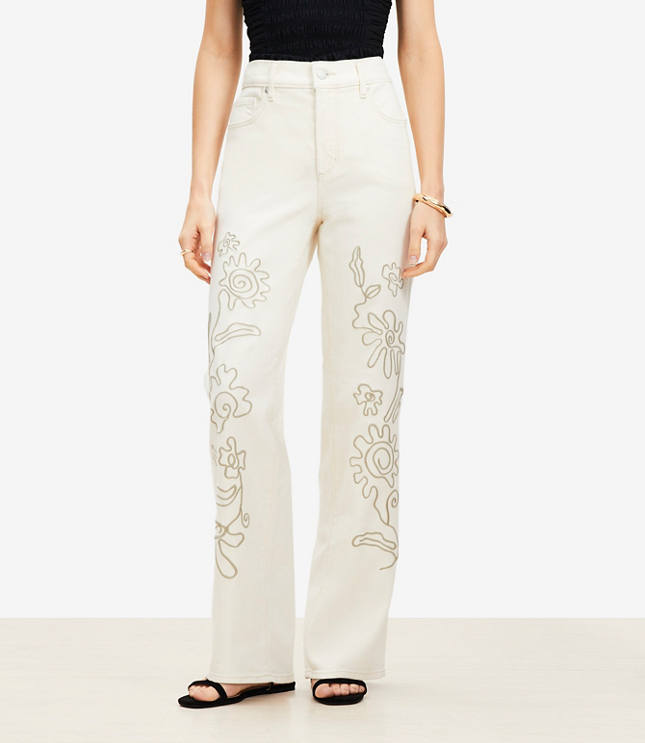 Petite Mid Rise Relaxed Straight Jeans in Ecru