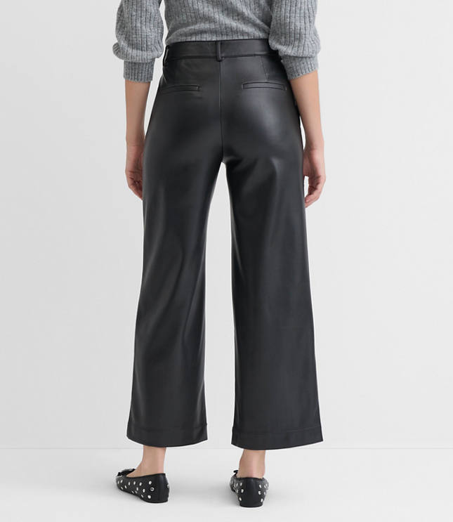 Petite Curvy Wide Leg Pants in Faux Leather