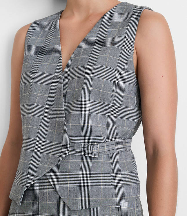 Petite LOFT Versa Plaid Seasonless Stretch Wrap Vest