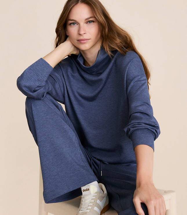 Lou & Grey Heathered Scubasoft Mock Neck Drawstring Hem Top