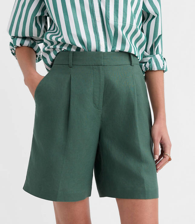 Bermuda Shorts in Linen Blend