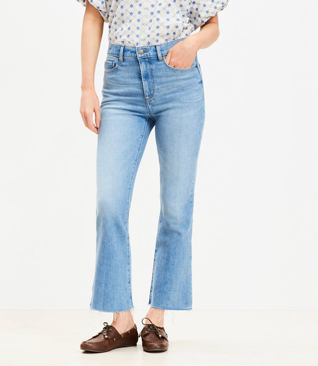 Fresh Cut High Rise Kick Crop Jeans Authentic Light Indigo Wash